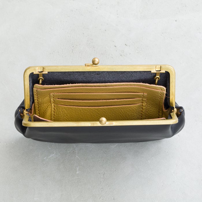 N25 レザーがま口ウォレット（ブラック・大）