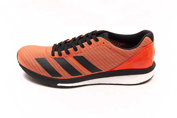 ADIZERO BOSTON 8】でサブ330を目指し、真夏に月間200km走るランナーを
