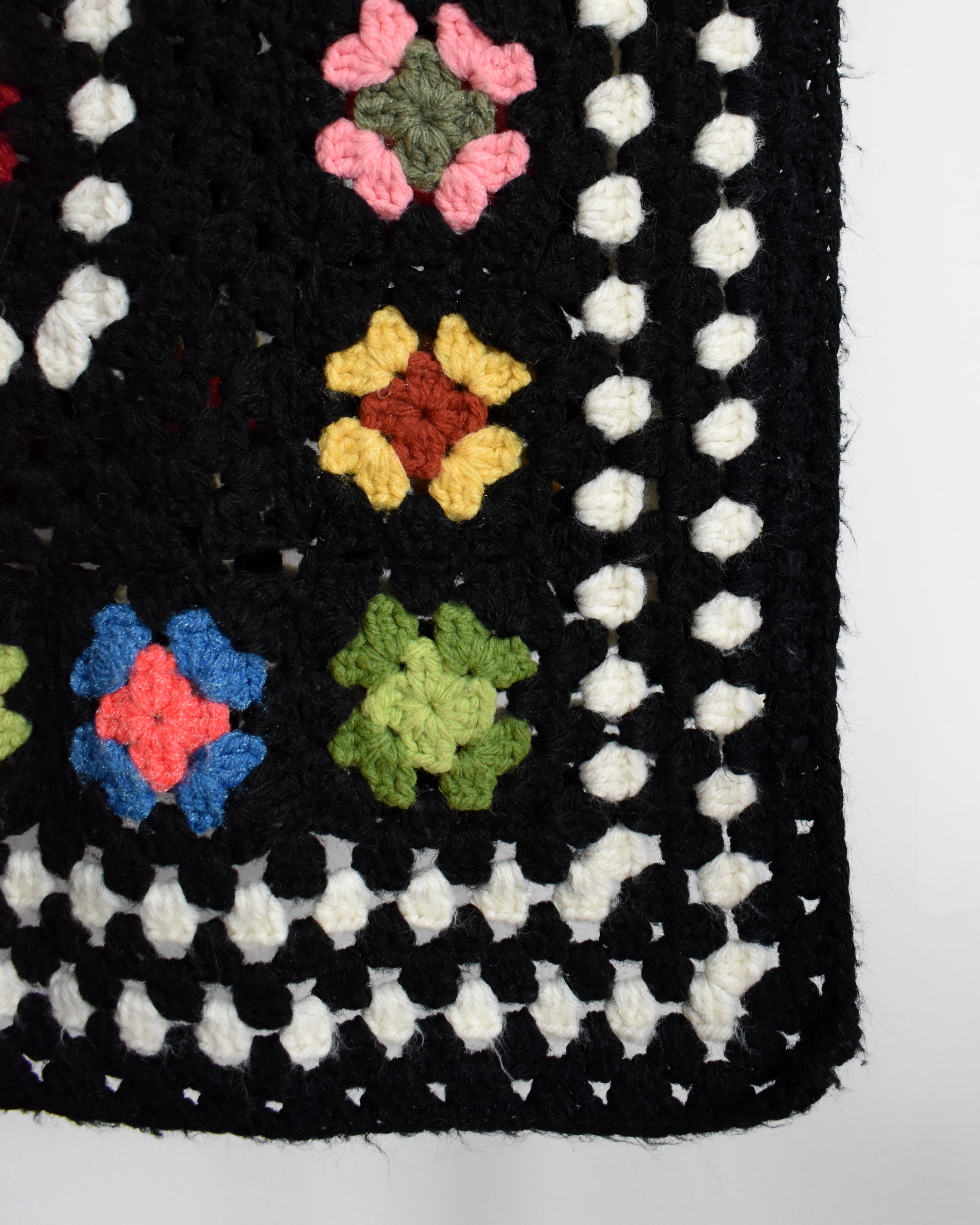 Vintage Black Granny Square Crochet Afghan Blanket | 81