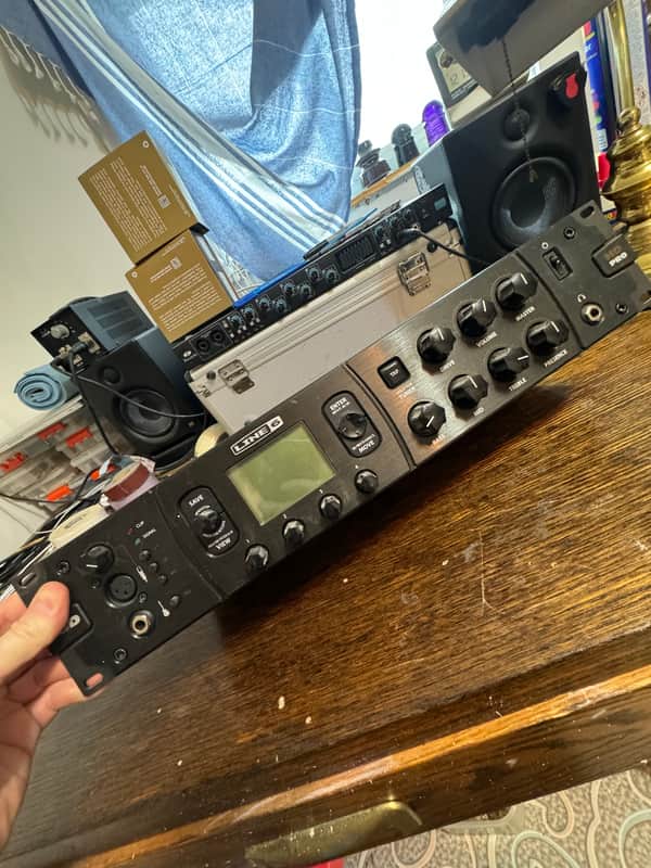 Line 6 POD HD Pro X Rackmount Multi-Effect and Amp Modeler