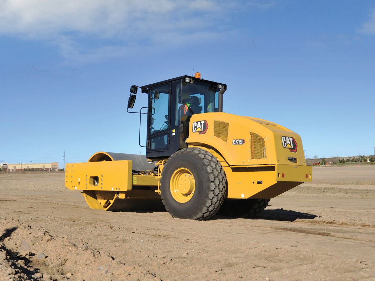 CS19土工用振動ローラ | Cat | Caterpillar