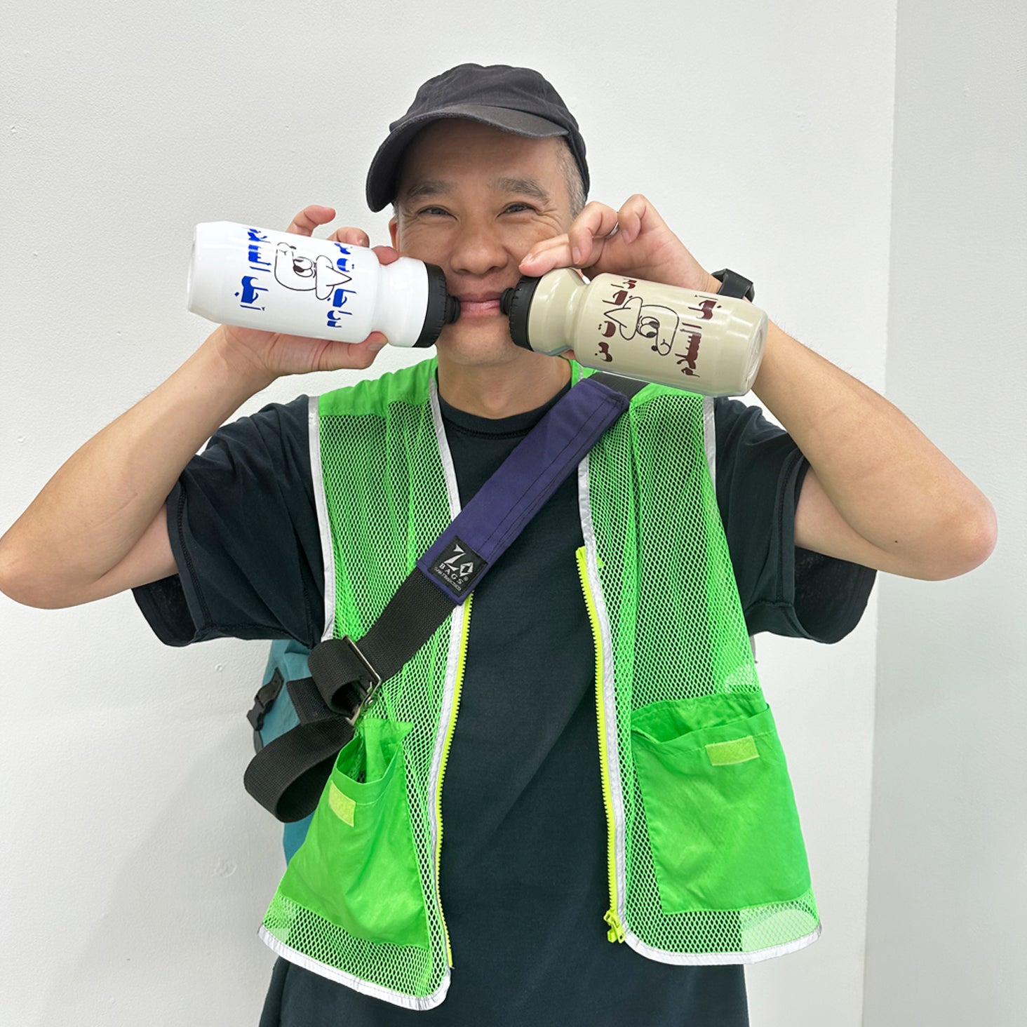 Tokyo Rally 22oz Purist bottle / White – Scooters For Peace