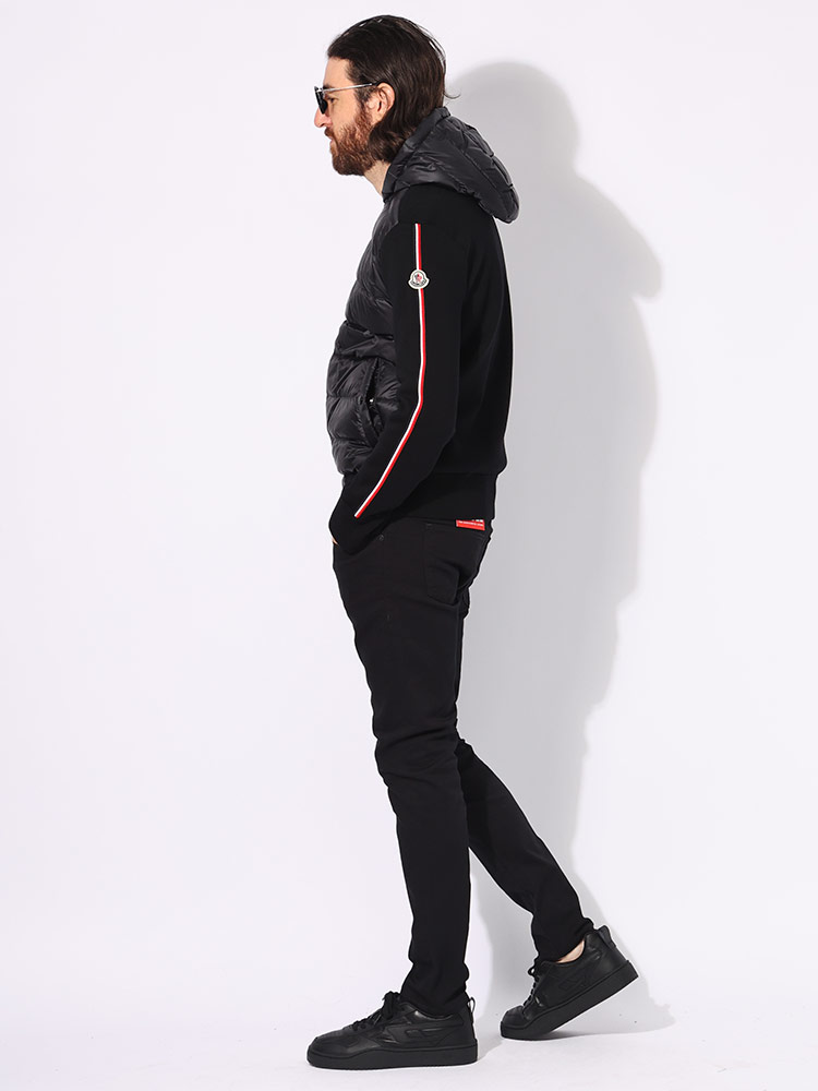 MONCLER (モンクレール) トリコロールライン ロゴパッチ ニットダウン