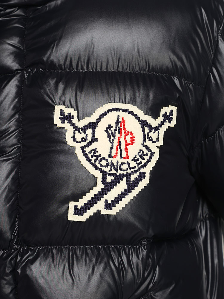 MONCLER (モンクレール) スキーワッペン フルジップ ダウンジャケット