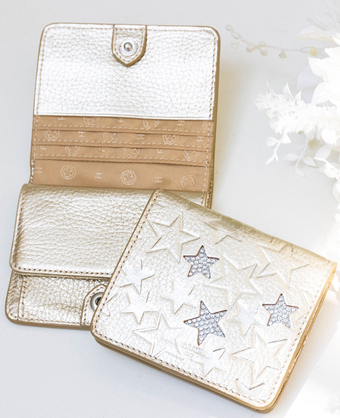 1760-star スター二つ折り財布