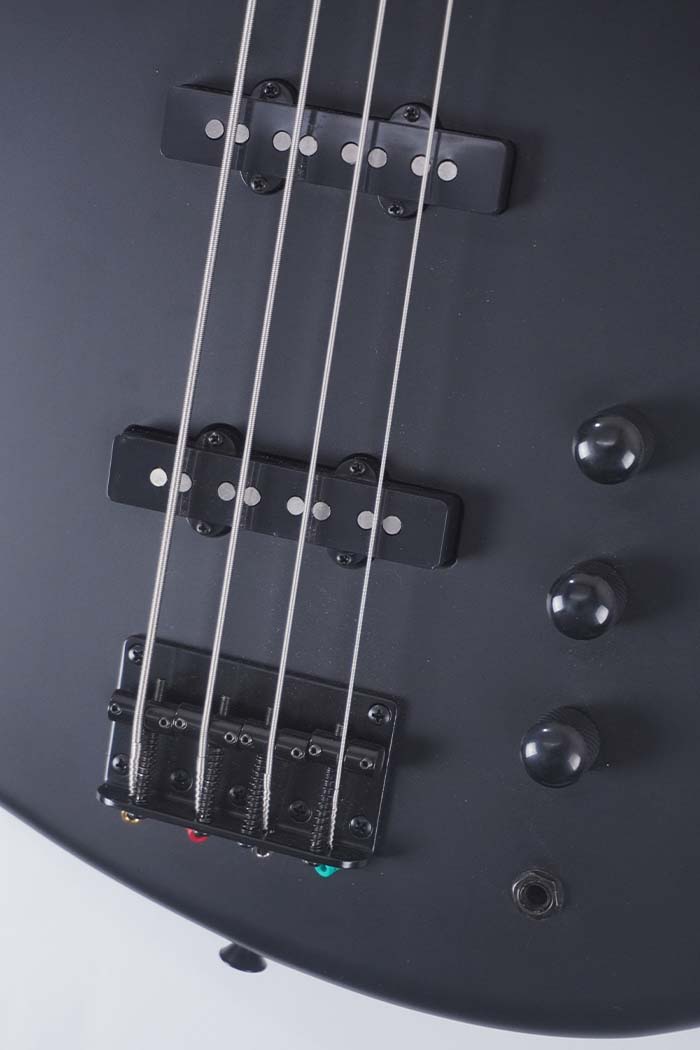 あきらかにあきら氏 ACE BASS「AB-4 STD」発売決定！ | Sago New