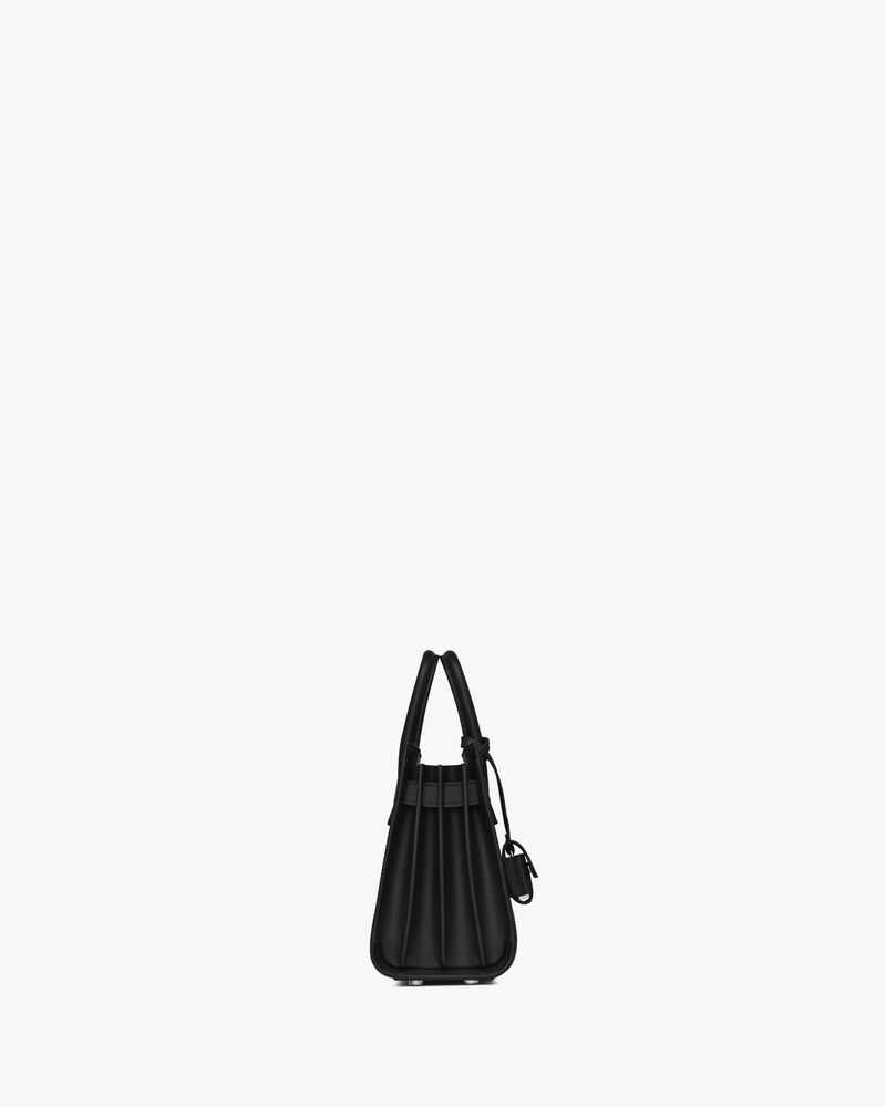 サック ド ジュール ナノ（グレインレザー） ブラック | Saint Laurent