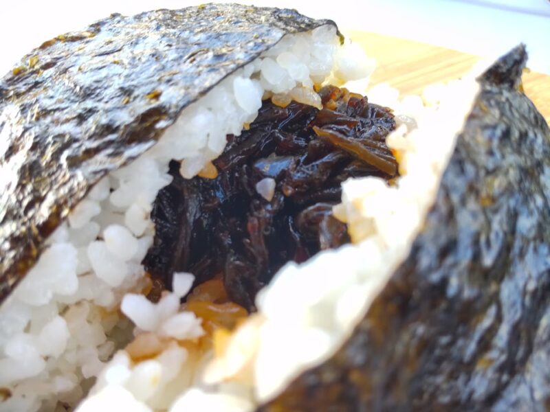 鬼斬り！最新コンビニおにぎり色々食べてみた ｜ 札幌市民がやってみた