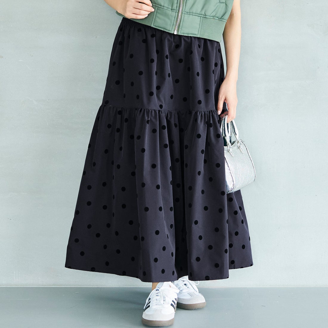 コカ coca ドット柄フロッキーティアードスカート （Navy） -靴
