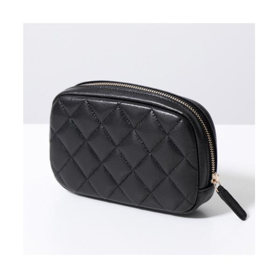 シャネル CHANEL CHANEL ポーチ A80909 B10583 マトラッセ ココマーク