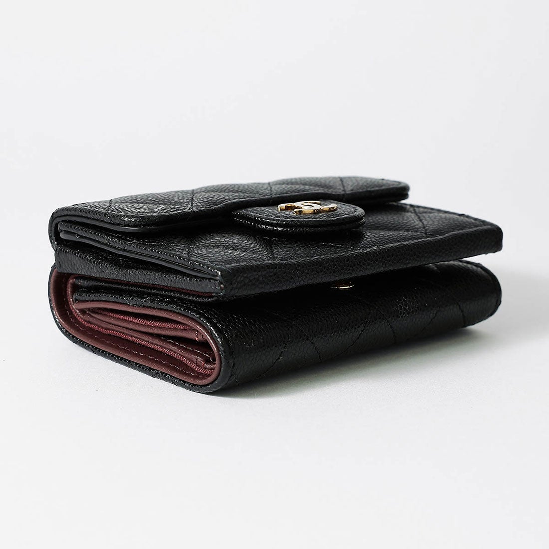 シャネル CHANEL 3つ折り財布 キャビアスキン MINI WALLET CHANEL