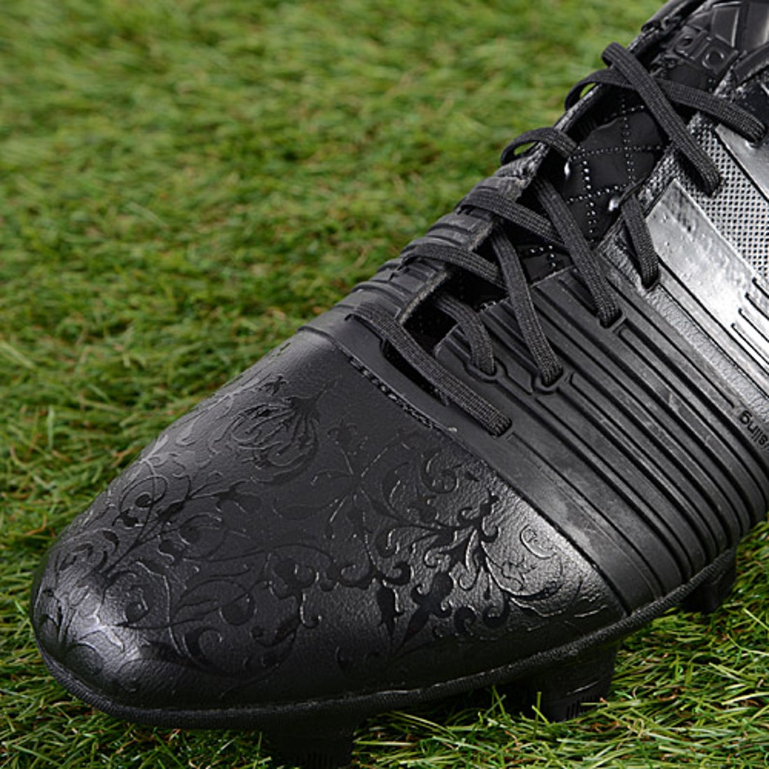 adidas アディダス ナイトロチャージ1.0 FG KNIGHT(ブラック) B26491