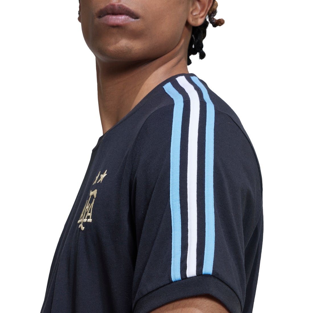 adidas アルゼンチン代表 2022 DNA 3ストライプス Tシャツ(ブラック