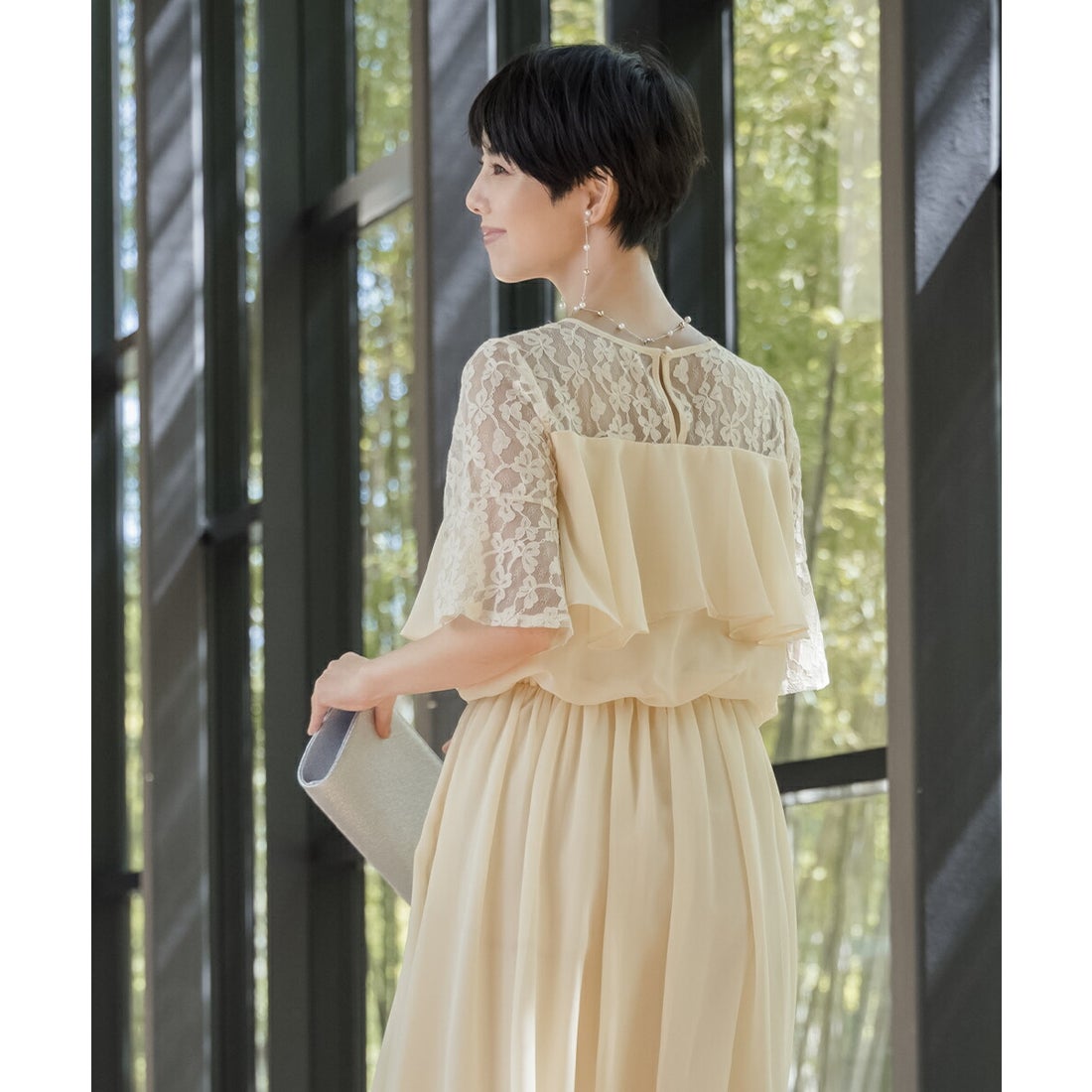 アウニイ auni パーティー ドレス 結婚式 レース 切替 胸元 フリル