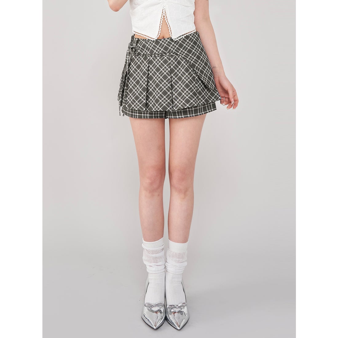 ダーリッチ Darich チェックスカートライクショートパンツ （グレー