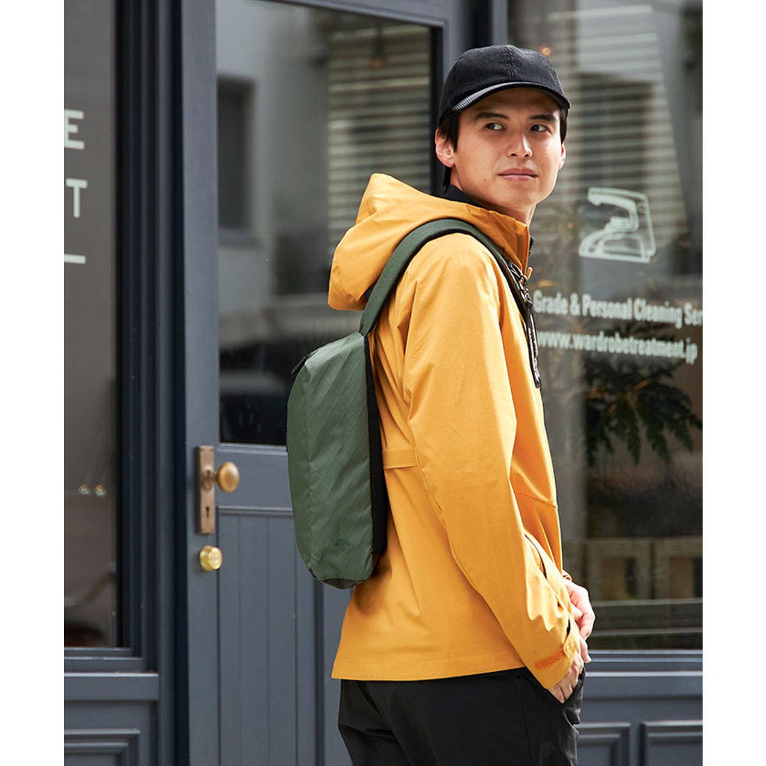 DESCENTE トレーニング 【直営店限定】スリングバッグ 容量:約10L