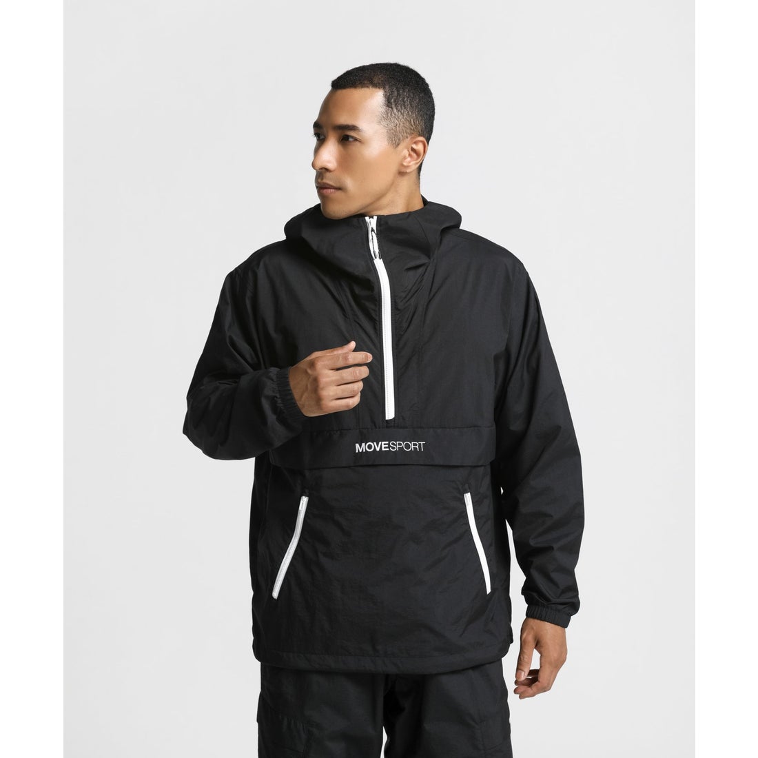 MoveSport ナイロンスパンライク アノラックパーカー -デサントストア