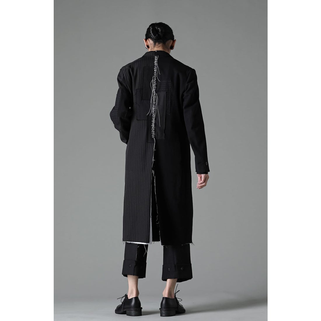 DUELLUM PATCHED CHESTER COAT （BLACK/WHITE STITCH） - Osaka
