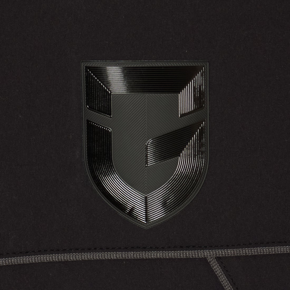 hummel ガンバ大阪 2025 HMP クロスジャケット(ブラック) HAW2185GO 90