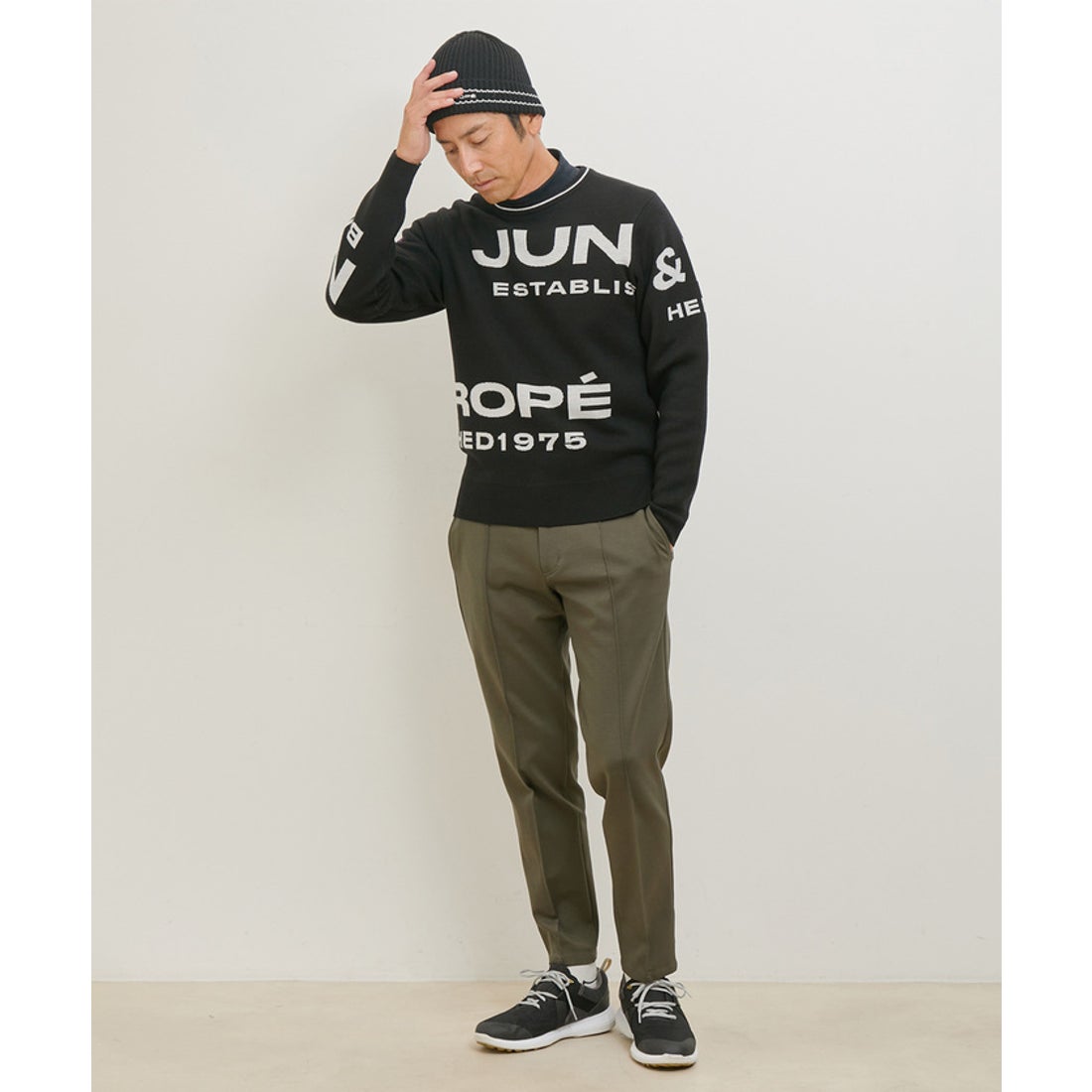 ジュンアンドロペ JUN & ROPE' BIGロゴグラフィック長袖ニットプル