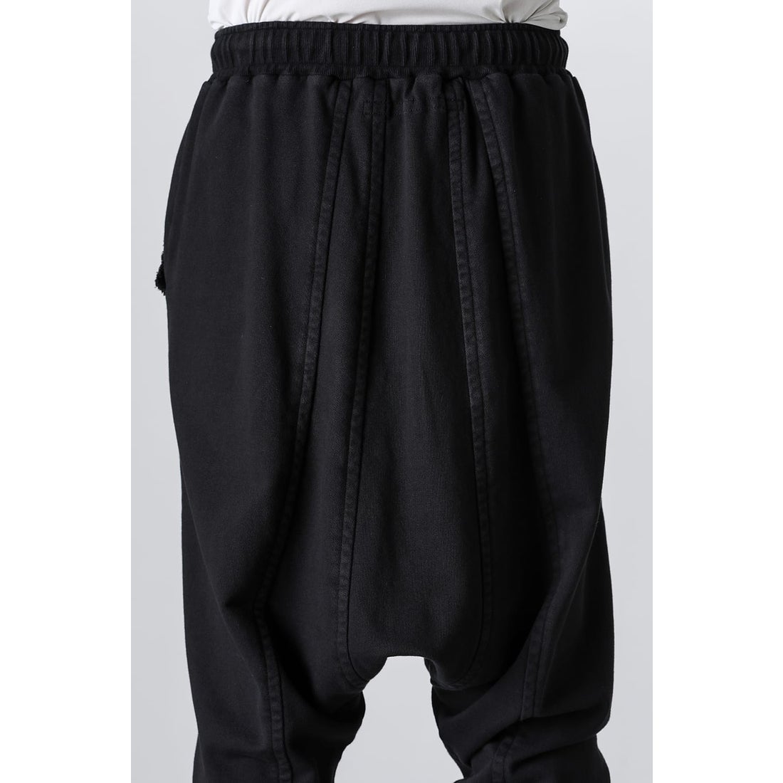 JULIUS Cotton Sweat Seamed Sarrouel Pants （Black） - Osaka
