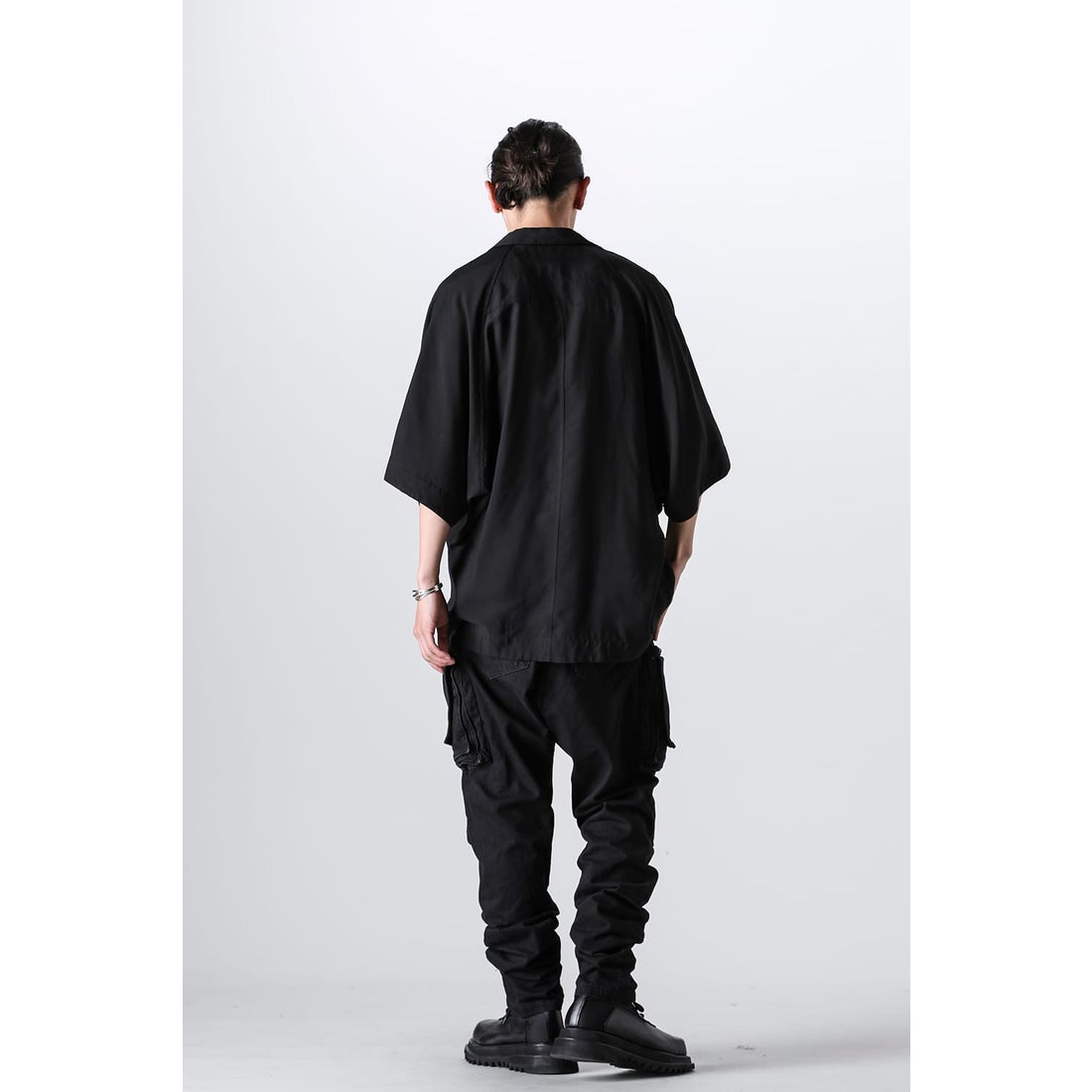 ユリウス JULIUS 10oz Denim Cargo Pants （Black） - ファッション