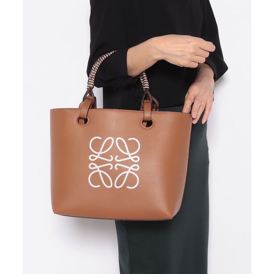 ロエベ LOEWE 【LOEWE】ロエベ トート アナグラム ブラウン レディース