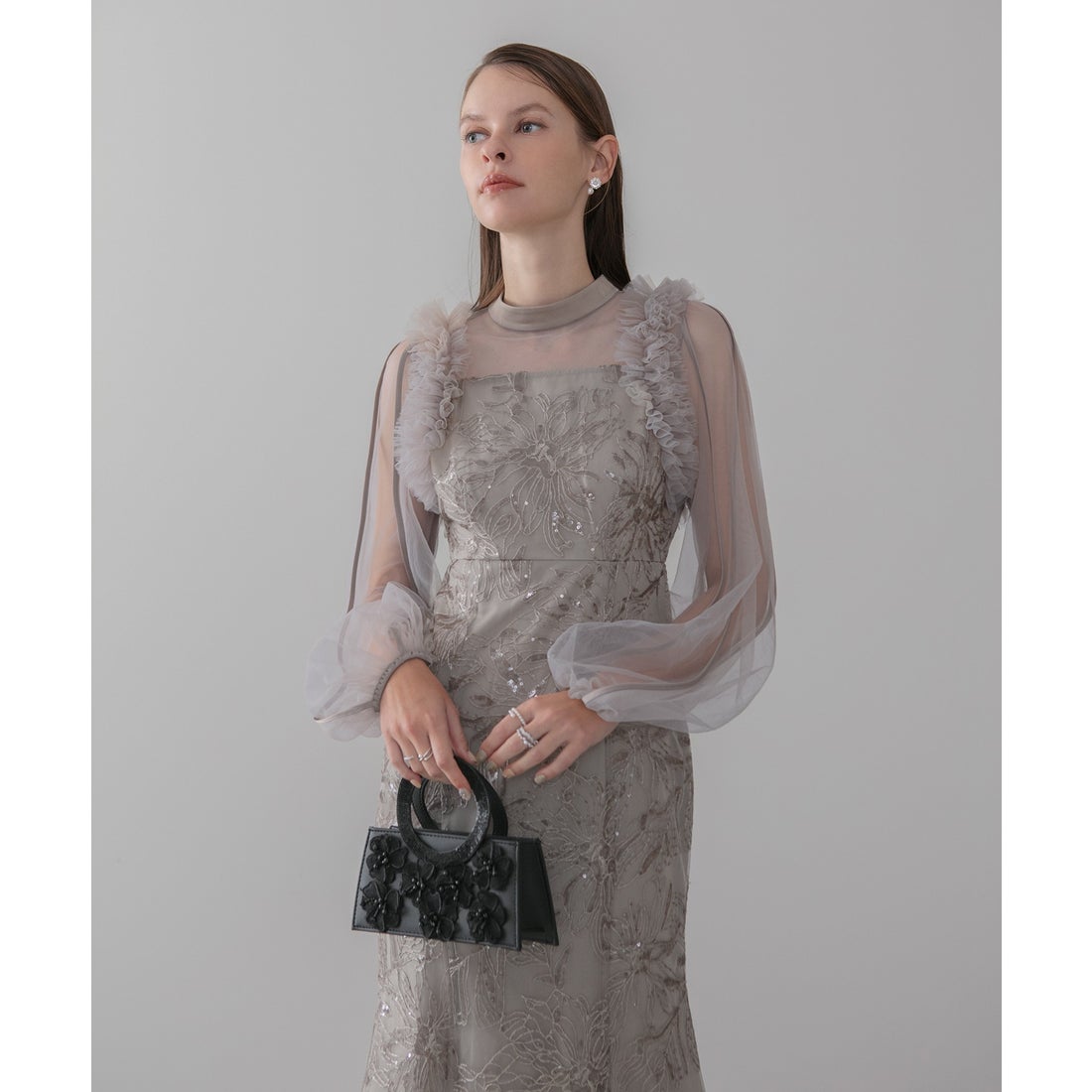 レジャ Leja フラワースパンコールチュールフリルロングスリーブ