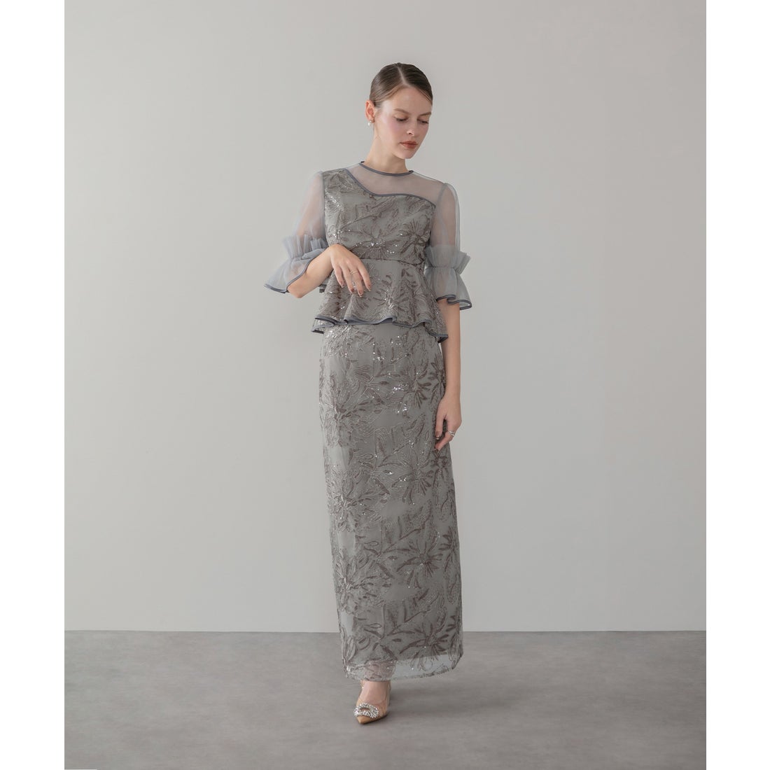 レジャ Leja アシンメトリーシアーフラワースパンコールフリルチュール