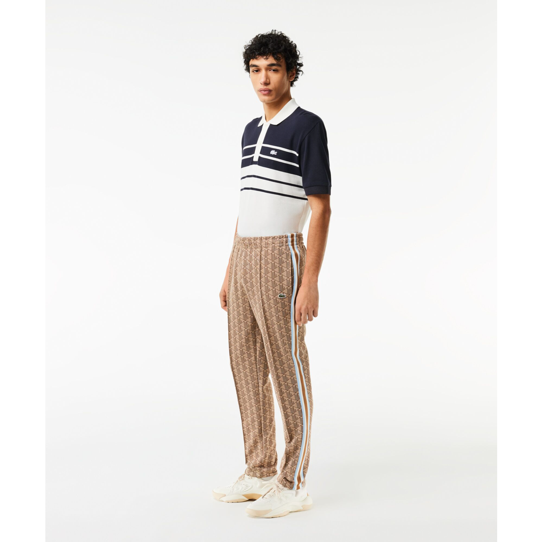 ラコステ LACOSTE サイドテーピングモノグラムジャカードトラック