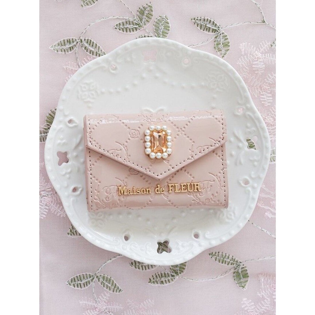 メゾン ド フルール Maison de FLEUR エナメルモノグラムキーケース