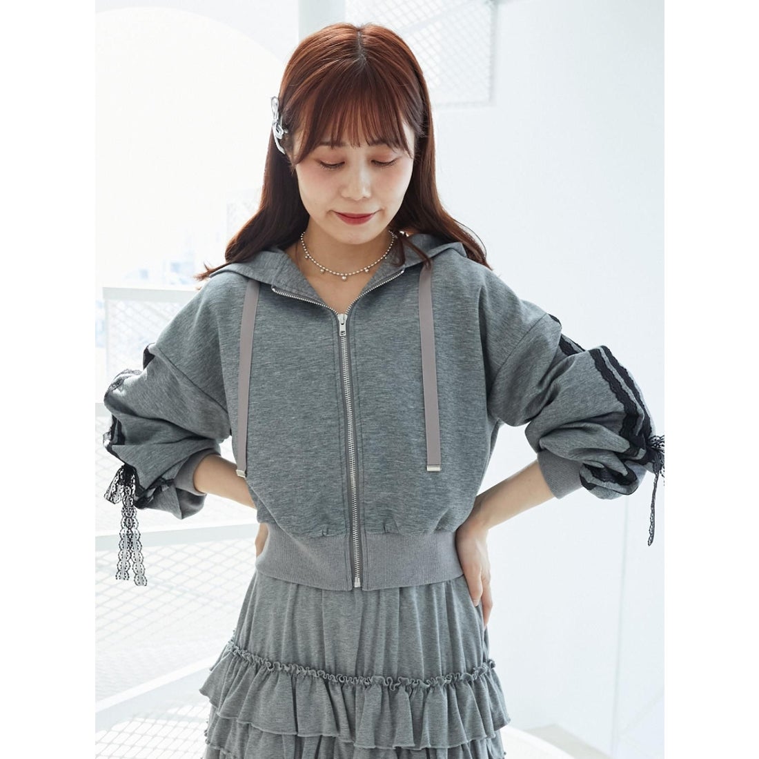 マジェスティックレゴン MAJESTIC LEGON レースリボンラインパーカー