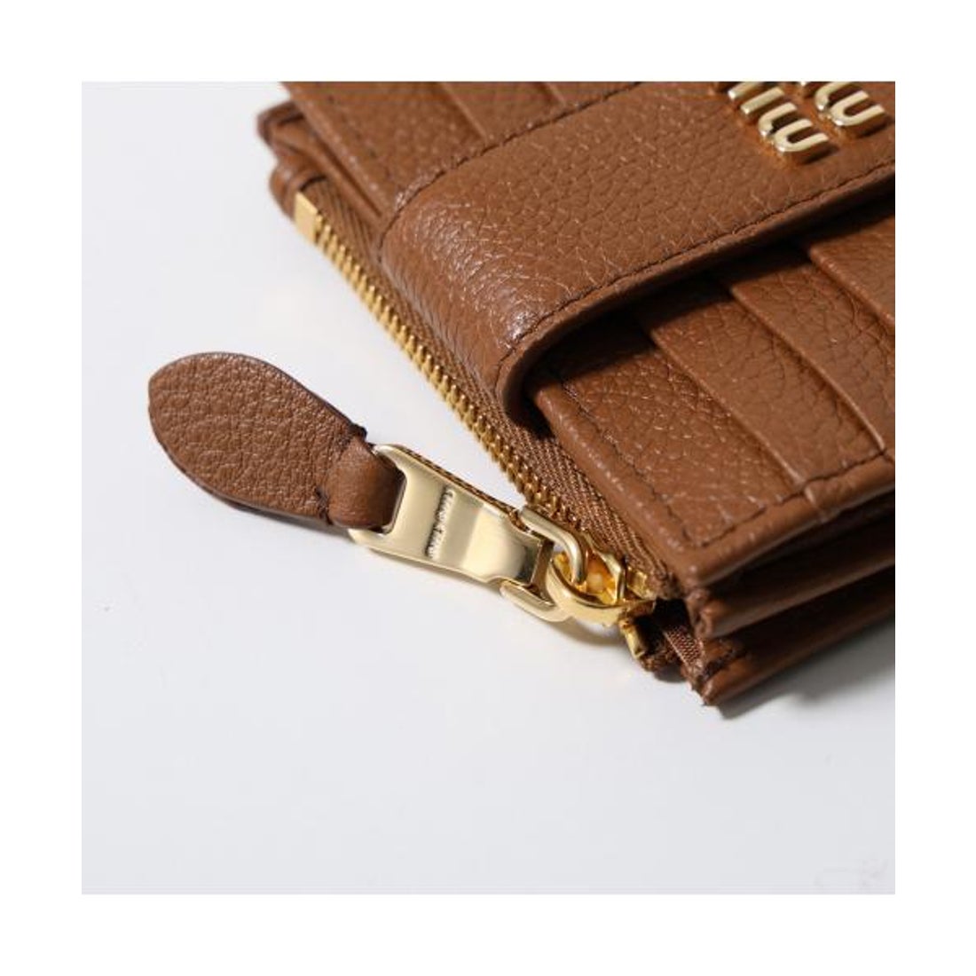 ミュウミュウ Miu Miu MIUMIU 二つ折り財布 5ML047 ADT7 レザー