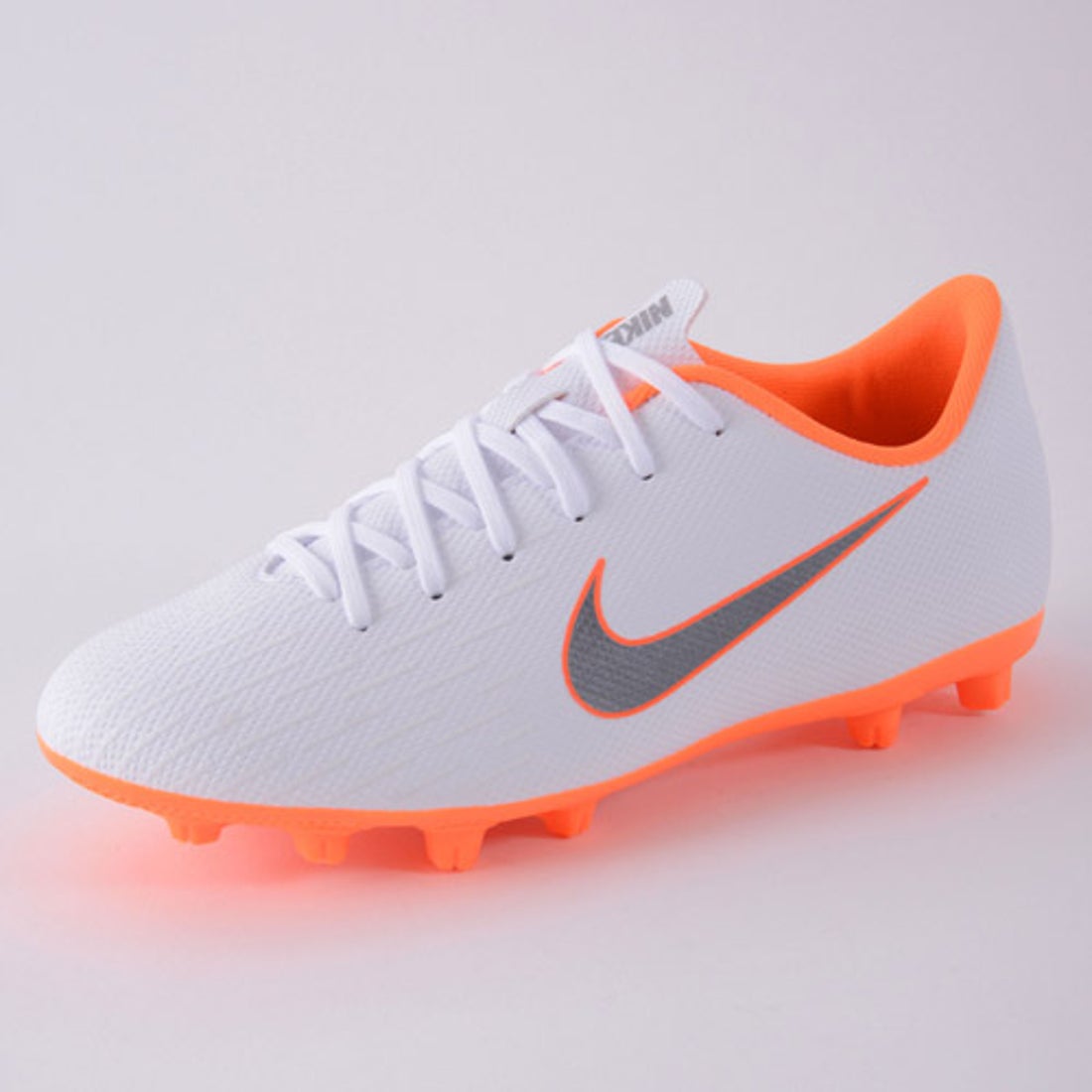 ナイキ ヴェイパー 12 PRO TF(ホワイト×オレンジ) Nike Mercurial