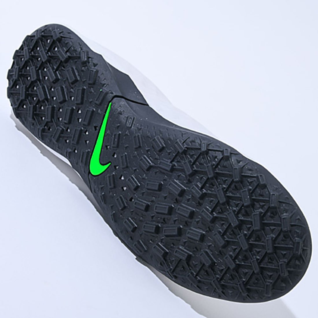 NIKE ナイキ レジェンド 8 アカデミー TF(ホワイト×グリーン) AT6100
