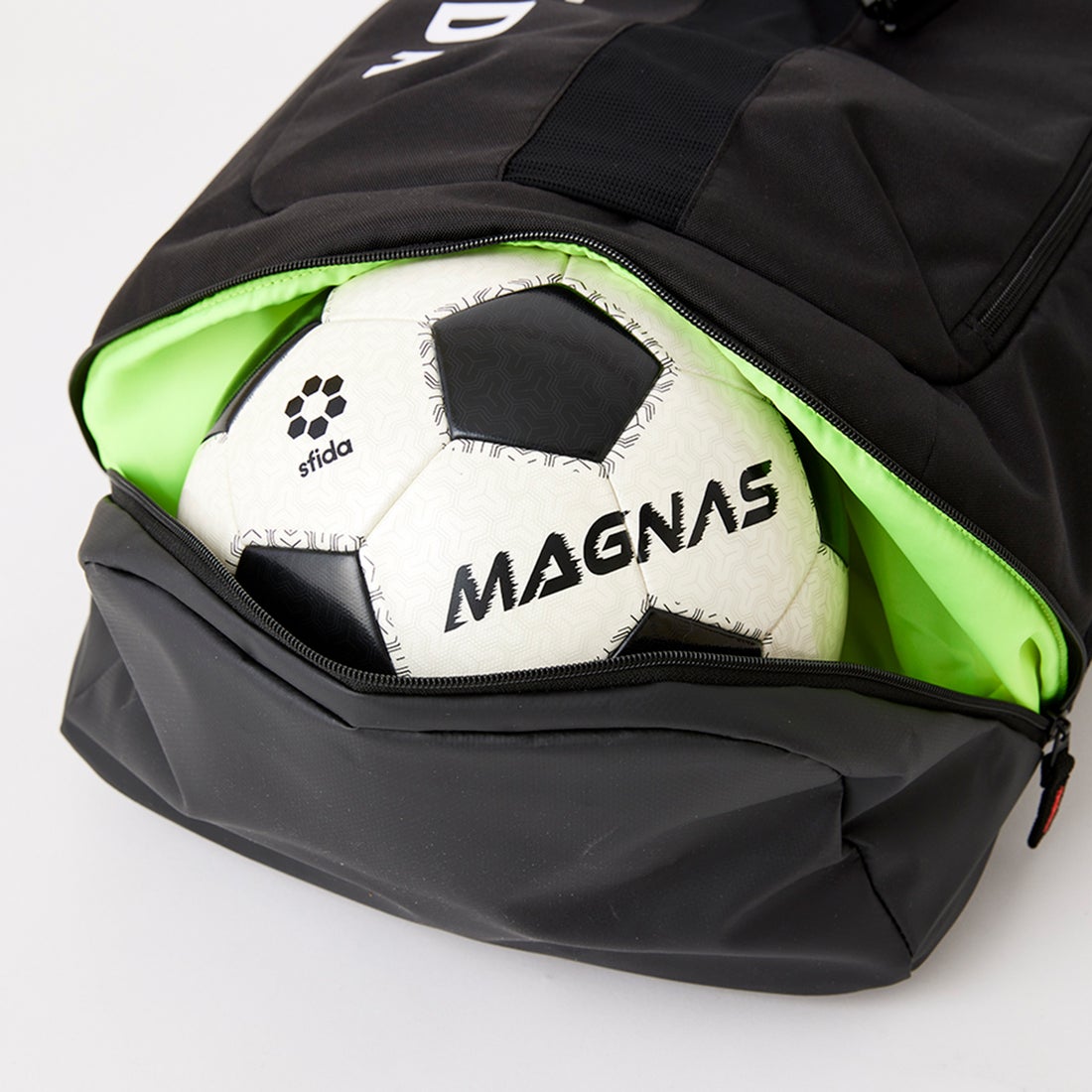 SFIDA スフィーダ PlayerバックパックM（27L）(ブラック) SH-24B11 BLK