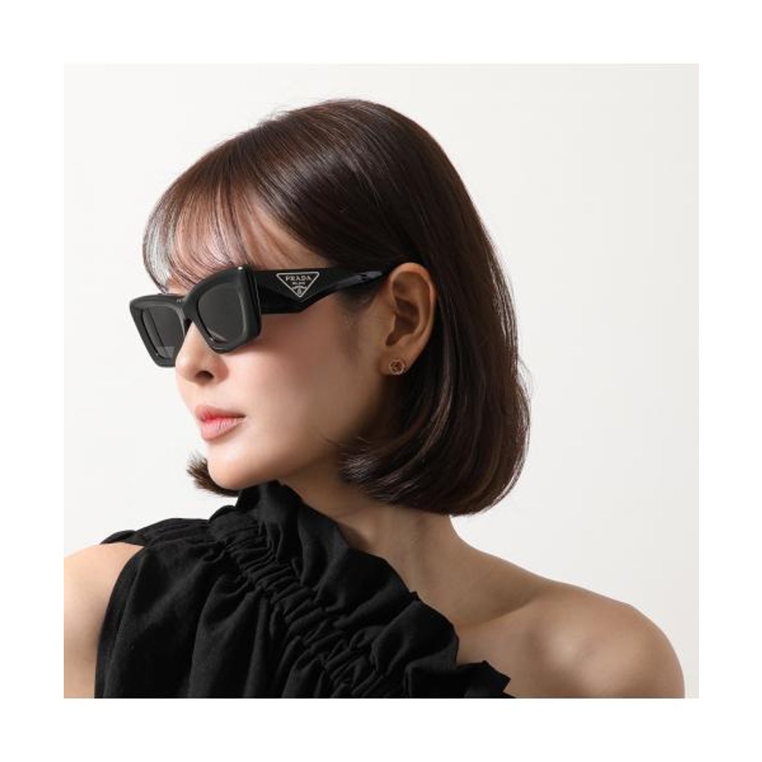 プラダ PRADA PRADA サングラス SPR 13Z トライアングルロゴ （1AB-5S0
