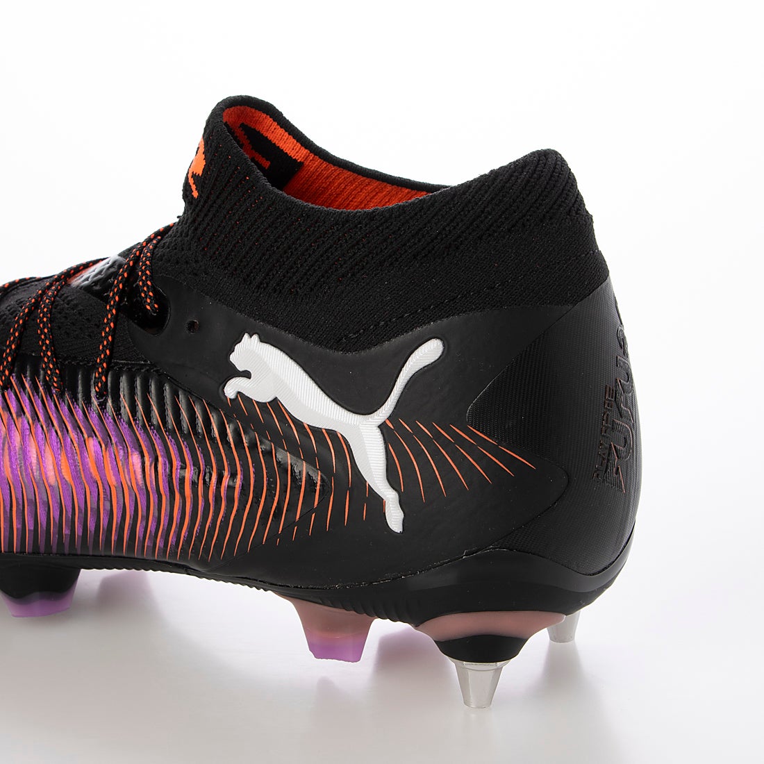 PUMA プーマ フューチャー 8 アルティメット MXSG(ブラック×パープル