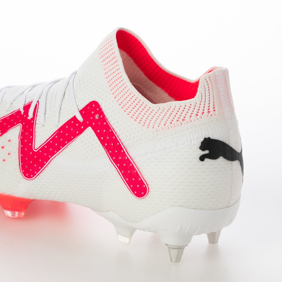 PUMA プーマ フューチャー アルティメット MXSG(ホワイト×レッド