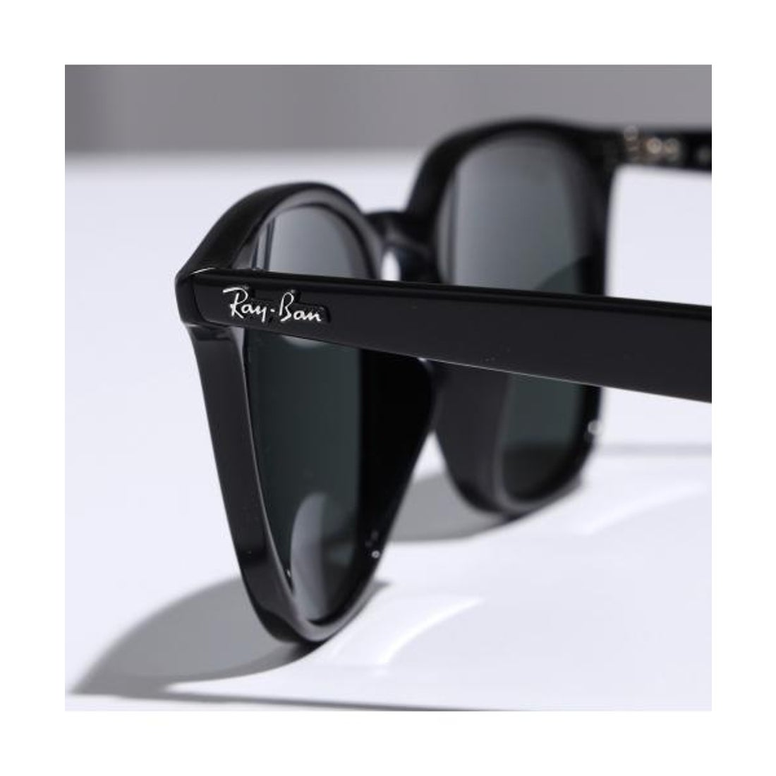 レイバン Ray-Ban Ray-Ban サングラス RB4258-F ウェリントン型 （601