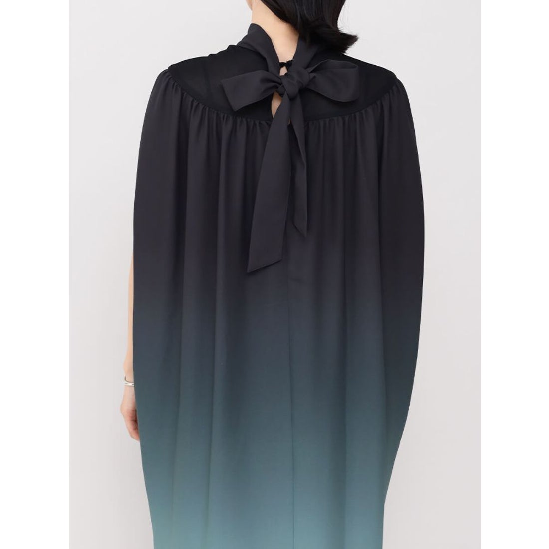 レジル resil バックタイグラデーションワンピース （ダークグリーン