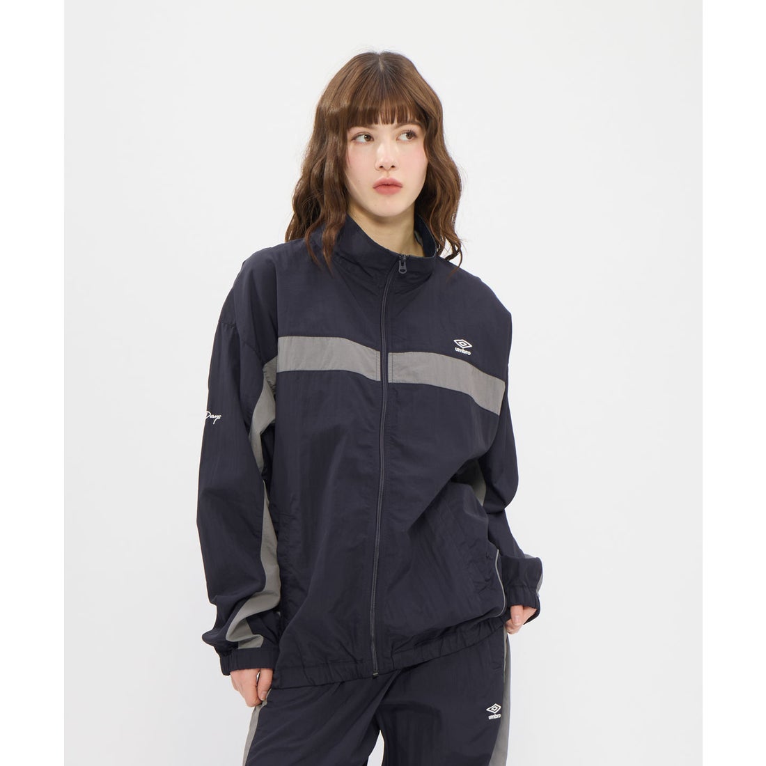 アンブロ umbro 【AWAY DAYS】ナイロンウーブンジャケット -デサント