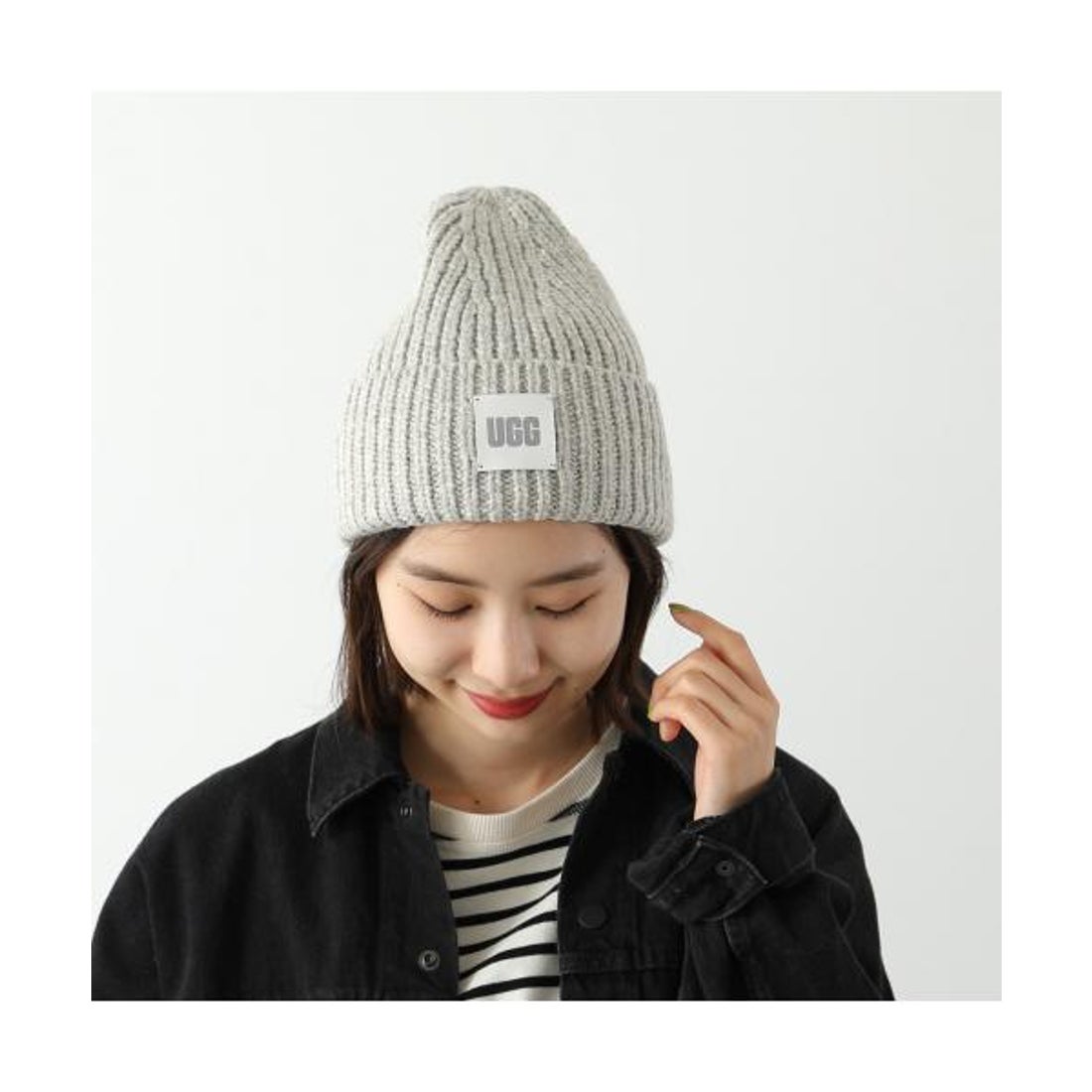 アグ UGG UGG ニット帽 W CHUNKY RIB BEANIE W LOGO 20061 （CREAM