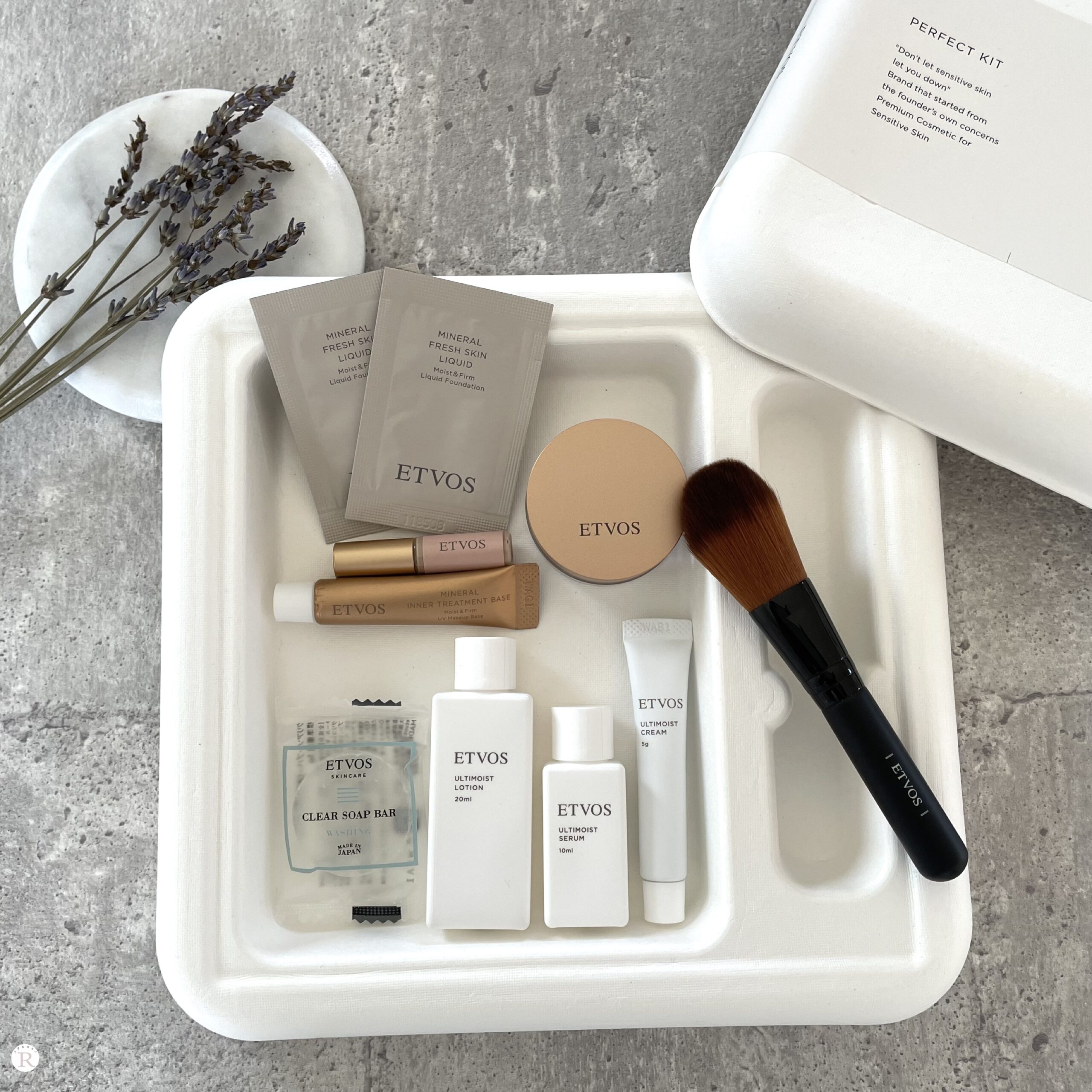 エトヴォスのミネラルファンデ お試しトライアルセットを注文から到着