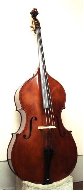 国産コントラバス4弦