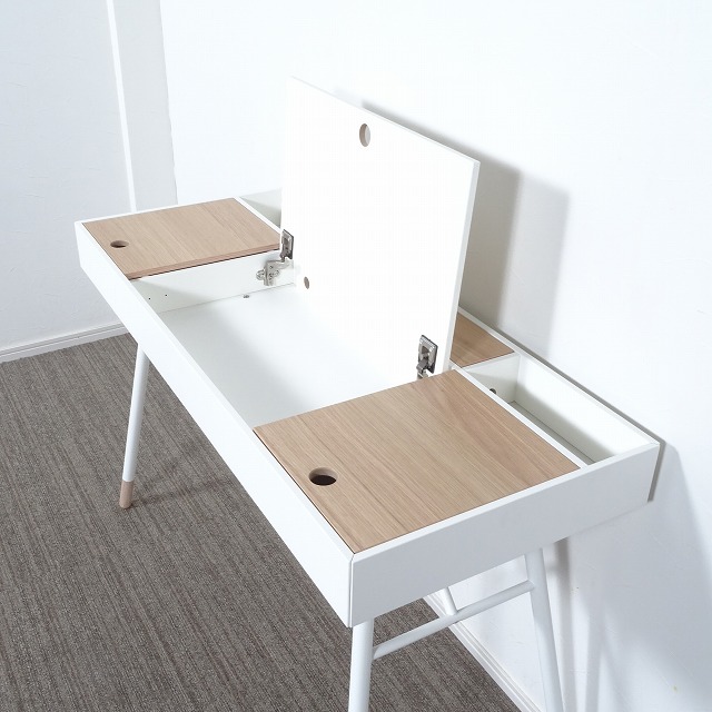 BoConcept ボーコンセプト Cupertino クパチーノ デスク ホワイト 入荷