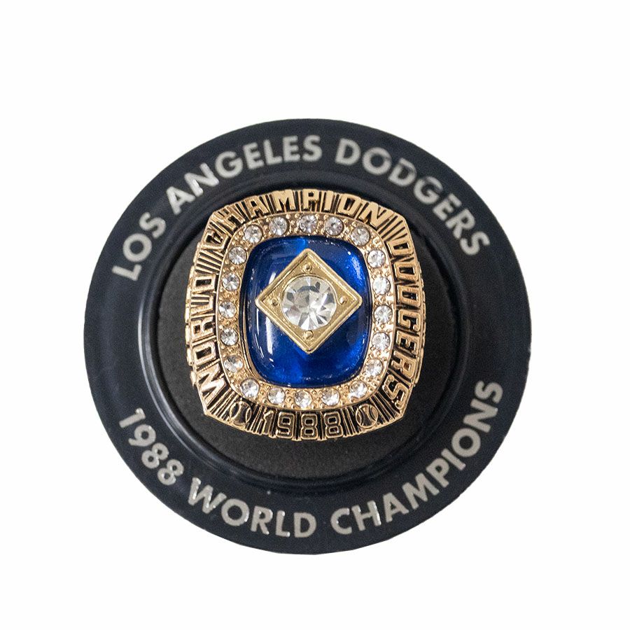 MLB アレックス・ベシア ドジャース 【球場配布限定】ワールドシリーズ