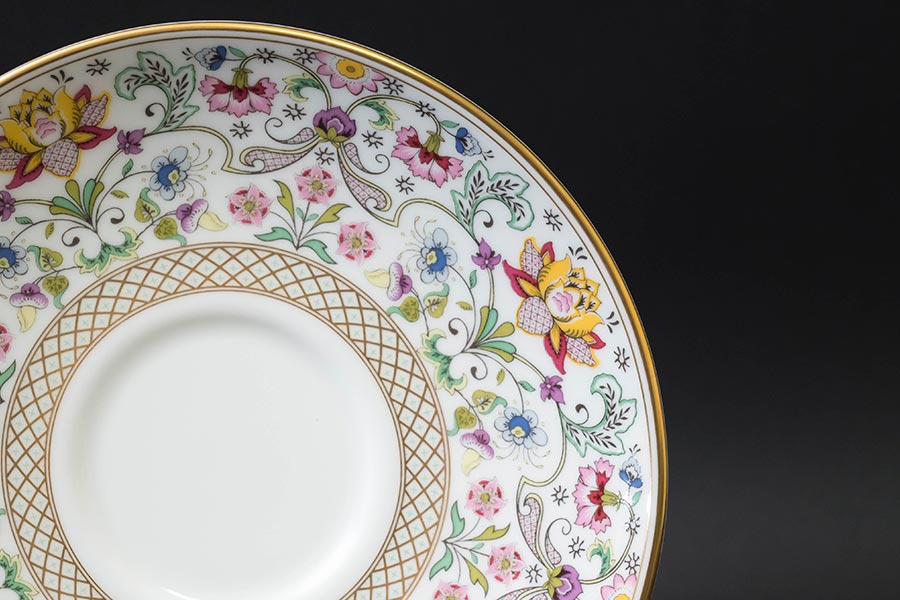 ミントン マジェスティックハドンホール ティーカップ＆ソーサーを