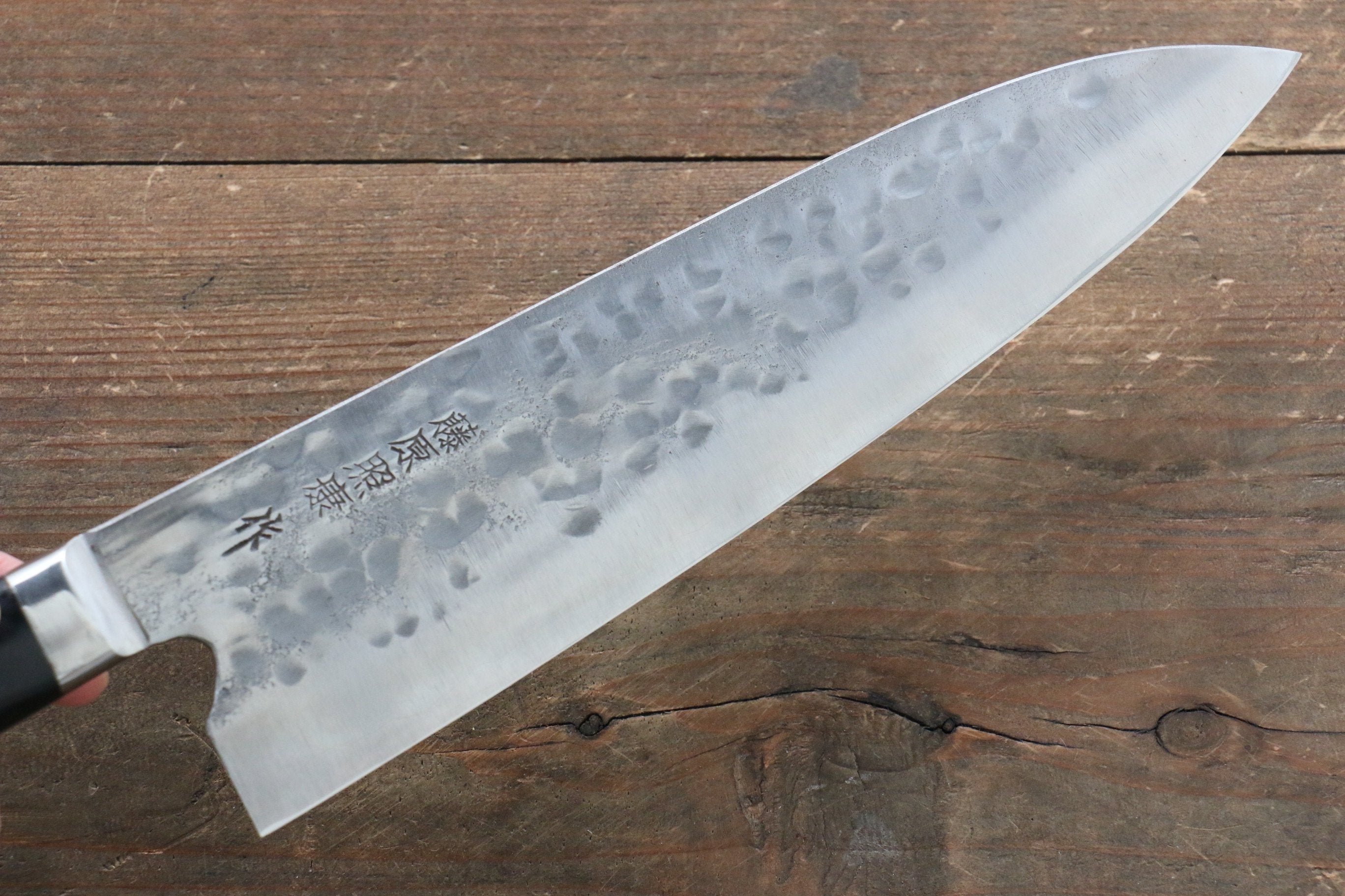 藤原 照康 幻の名刀 白一鋼 梨地鎚目 牛刀包丁 210mm 黒合板柄 – 清助