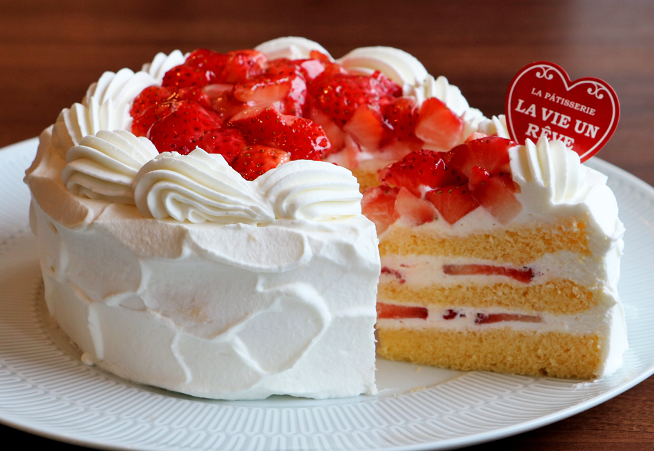 パティスリー ラヴィアンレーヴ「冷凍【苺のショートケーキ】5号（15cm